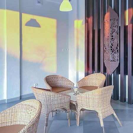 Urbanview Syariah Wisma Annisa Palangkaraya By Reddoorz Kültér fotó